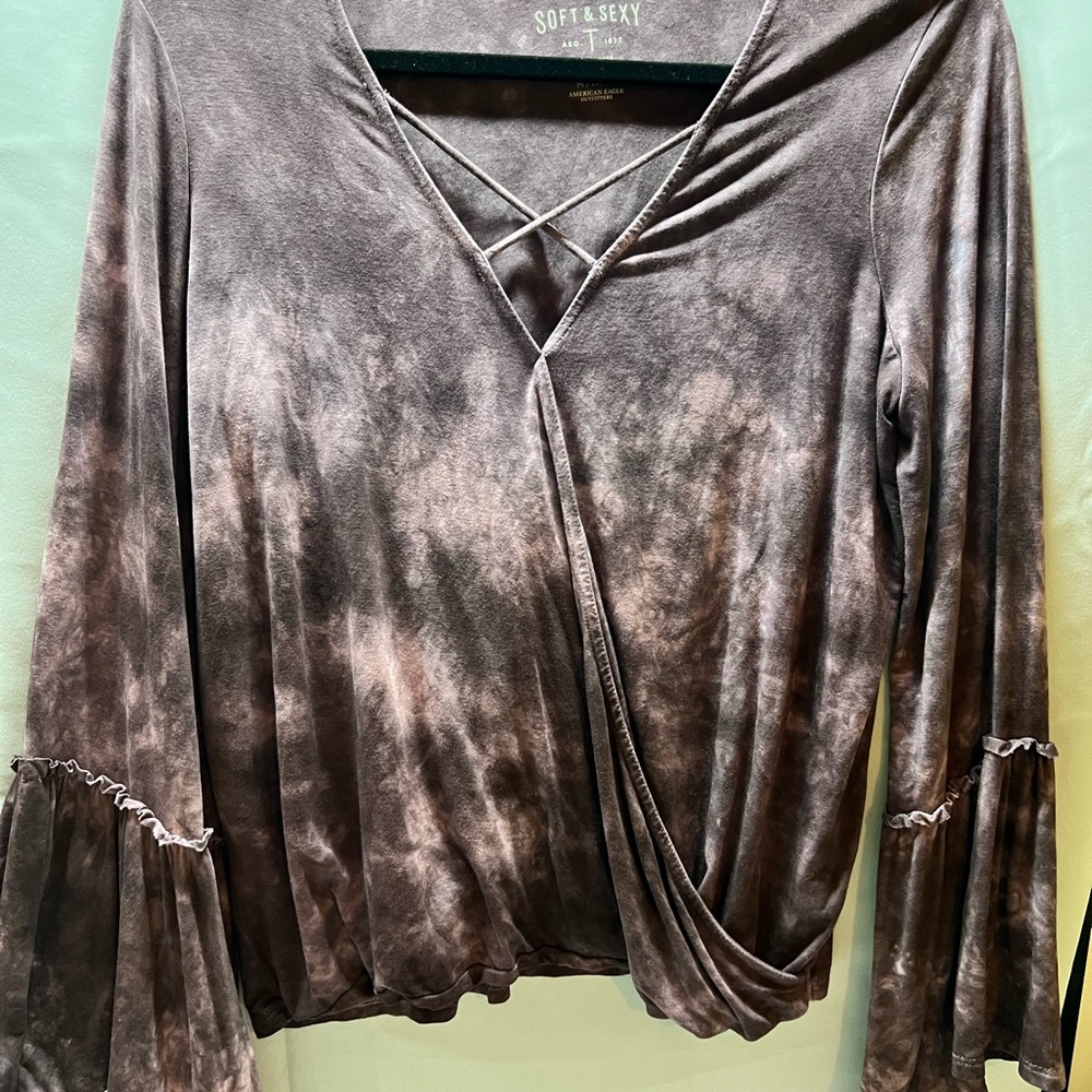 American Eagle Outfitters purple mauve Asymmetrical Tie Front Blouse sexy soft